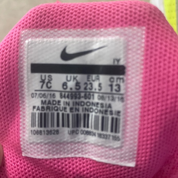 Nike Flex Experience 5 Running Shoe - Picture 3 of 8